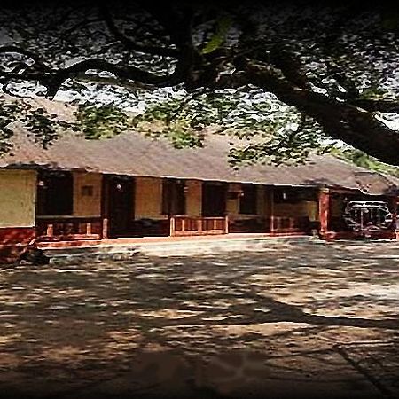 Savoy Village Mahābaleshwar Exterior foto